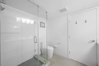 10275 Collins Ave #722, Bal Harbour, FL 33154 - Photo 23