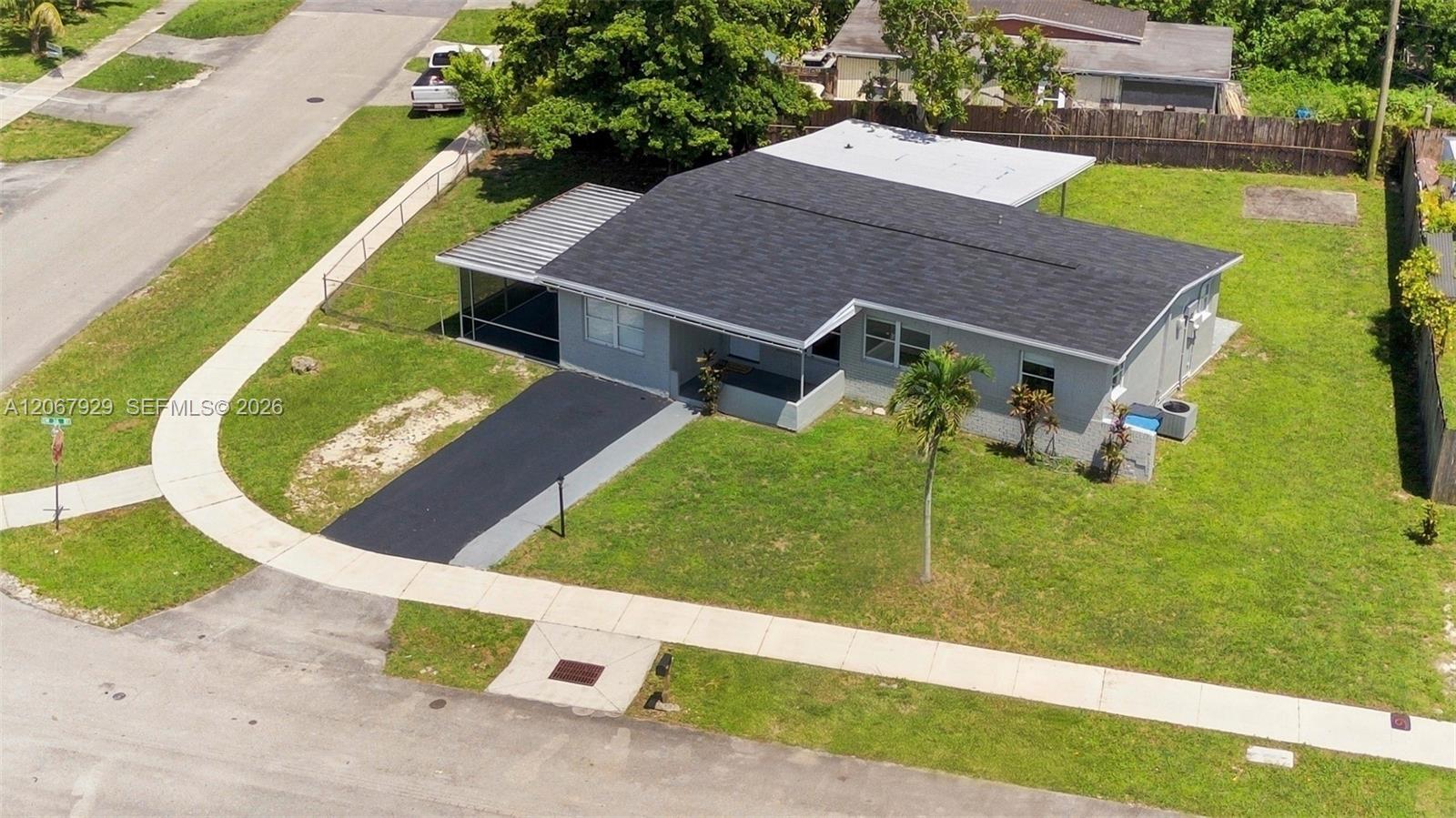 4160 SW 36th St - 4160 SW 36th St, West Park, FL 33023 Luxury Property | Jose Angel Pina