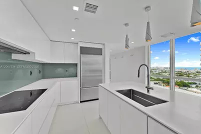 520 West Ave #2101, Miami Beach, FL 33139 - Photo 17
