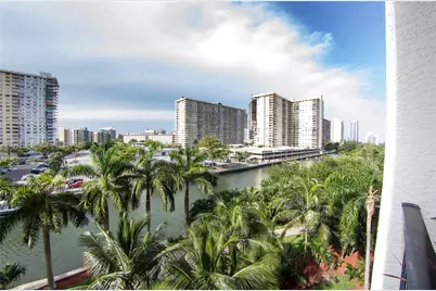 17150 N Bay Rd #2512, Sunny Isles Beach, FL 33160 - Photo 5