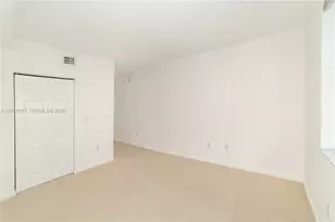 17150 N Bay Rd, Sunny Isles Beach, FL 33160 - Photo 7