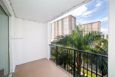 17150 N Bay Rd #2512, Sunny Isles Beach, FL 33160 - Photo 27