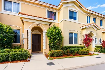 1056 SE 23rd Ave, Homestead, FL 33035 - Photo 1