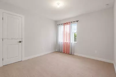 1056 SE 23rd Ave #1056, Homestead, FL 33035 - Photo 9