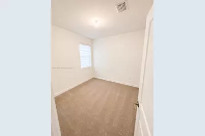 18120 SW 148th Rd, Miami, FL 33187 - Photo 9