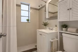 4060 SW 6th St, Miami, FL 33134 - Photo 13