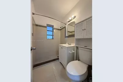 4060 SW 6th St, Miami, FL 33134 - Photo 13