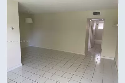 1450 Atlantic Shores Blvd #109, Hallandale Beach, FL 33009 - Photo 9