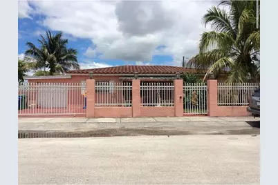 1571 NW 133rd St, Miami, FL 33167 - Photo 1