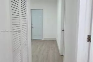 21 NW 32nd Ct, Miami, FL 33125 - Photo 17