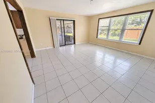 5601 Paleo Pines Cir, Fort Pierce, FL 34951 - Photo 9