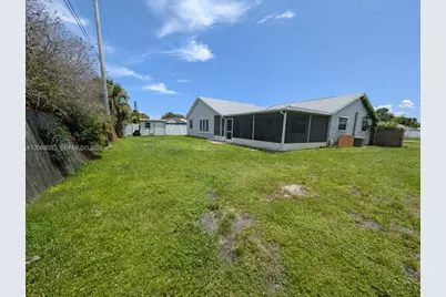 5601 Paleo Pines Cir, Fort Pierce, FL 34951 - Photo 25