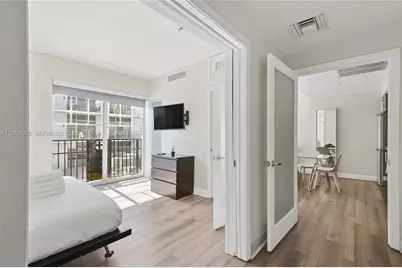 [Address not provided], Miami Beach, FL 33139 - Photo 13