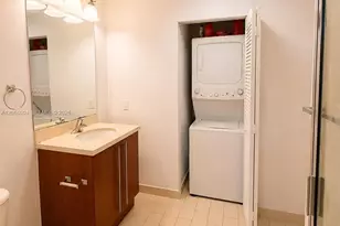 1111 SW 1st Ave, Miami, FL 33130 - Photo 11