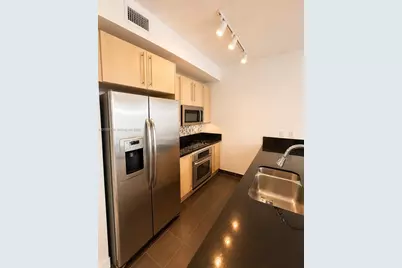 1111 SW 1st Ave #1722-N, Miami, FL 33130 - Photo 5