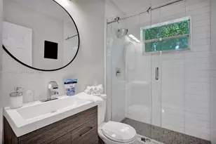 1430 16th St, Miami Beach, FL 33139 - Photo 33