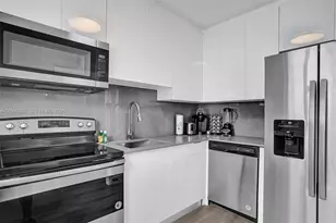 1440 16th St, Miami Beach, FL 33139 - Photo 13