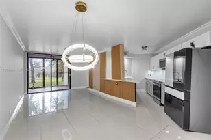213 Lake Pointe Dr, Oakland Park, FL 33309 - Photo 3