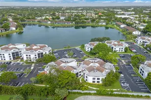 213 Lake Pointe Dr, Oakland Park, FL 33309 - Photo 39