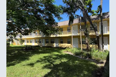 5168 NE 6th Ave #407, Oakland Park, FL 33334 - Photo 9