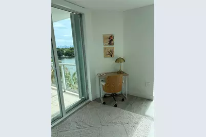 5900 Collins Ave #702, Miami Beach, FL 33140 - Photo 15