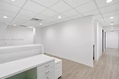 7330 SW 62nd Pl #320A, South Miami, FL 33143 - Photo 5