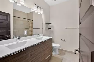15488 NW 91st Ct, Miami Lakes, FL 33018 - Photo 23