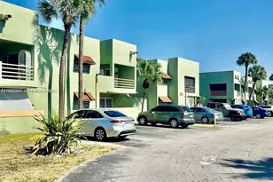 11183 NW 7th St, Miami, FL 33172 - Photo 17