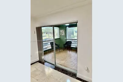 11183 NW 7th St #204-20, Miami, FL 33172 - Photo 5