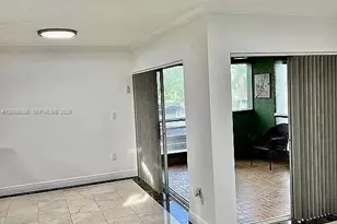 11183 NW 7th St, Miami, FL 33172 - Photo 3