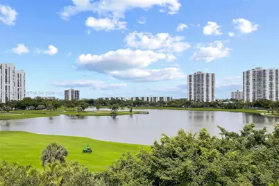 19900 E Country Club Dr #610, Aventura, FL 33180 - Photo 31