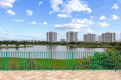 19900 E Country Club Dr #610, Aventura, FL 33180 - Photo 33