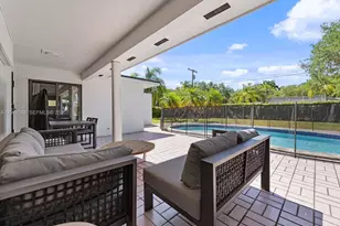 8620 SW 159th St, Palmetto Bay, FL 33157 - Photo 21
