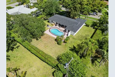 8620 SW 159th St, Palmetto Bay, FL 33157 - Photo 27