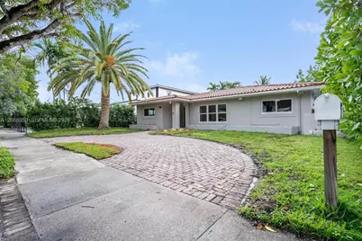 1710 Cleveland Rd #0, Miami Beach, FL 33141 - Photo 3