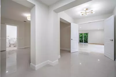 1710 Cleveland Rd #0, Miami Beach, FL 33141 - Photo 13