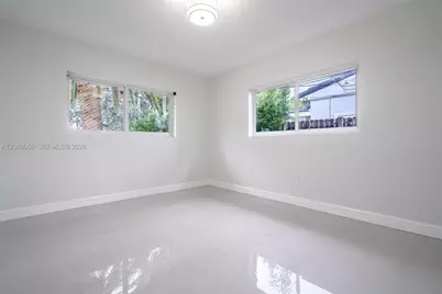 1710 Cleveland Rd #0, Miami Beach, FL 33141 - Photo 21