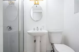 1710 Cleveland Rd, Miami Beach, FL 33141 - Photo 29