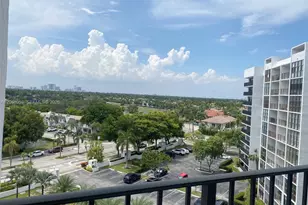 1000 Parkview Dr, Hallandale Beach, FL 33009 - Photo 17