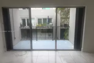 30 NW 87th Ave, Miami, FL 33172 - Photo 5