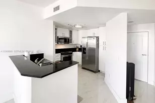 7900 Harbor Island Dr, North Bay Village, FL 33141 - Photo 23