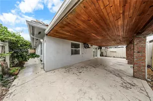 10033 NW 126th Terrace, Hialeah Gardens, FL 33018 - Photo 7