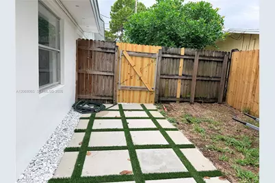650 SW 55th Ave, Margate, FL 33068 - Photo 19