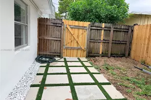 650 SW 55th Ave, Margate, FL 33068 - Photo 19