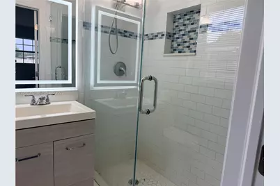 650 SW 55th Ave, Margate, FL 33068 - Photo 9