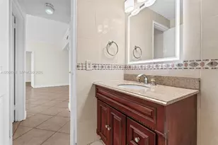 1880 S Treasure Dr, North Bay Village, FL 33141 - Photo 15