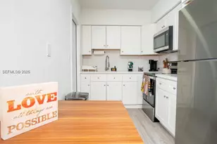 7815 NW 5th Ct, Miami, FL 33150 - Photo 15