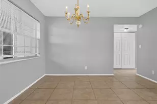 4140 NW 44th Ave, Lauderdale Lakes, FL 33319 - Photo 17