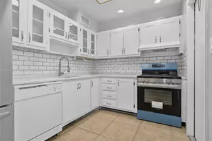 4140 NW 44th Ave, Lauderdale Lakes, FL 33319 - Photo 5