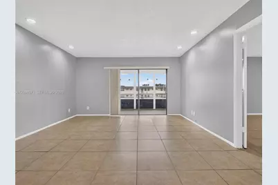 4140 NW 44th Ave #408, Lauderdale Lakes, FL 33319 - Photo 15